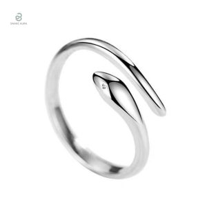 Bague serpent en métal, design élégant et moderne
