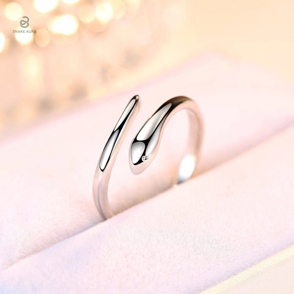 Anneau serpent, style contemporain pour un look unique