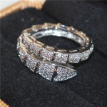 Bague serpent en argent, design raffiné et unique