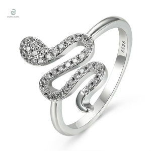 Bague serpent élégante pour femme, design raffiné et moderne