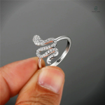 Bijou serpent femme, original et captivant pour toutes occasions