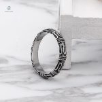 Bijoux serpent vintage avec finition patinée