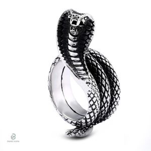 Bague serpent cobra en acier inoxydable