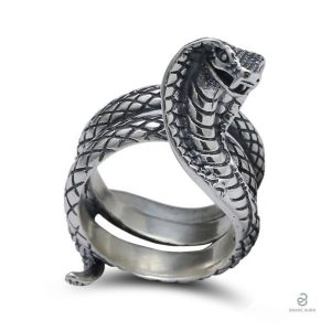 Bague Cobra en argent, design serpent élégant
