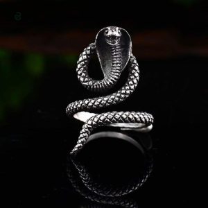 Bijoux serpent homme, design cobra unique