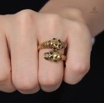 Bague duo serpent crâne pour un look audacieux