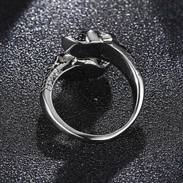Bague serpent crâne, un choix unique et distinctif