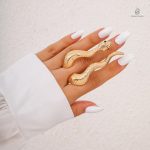 Bague serpent argentée, finition raffinée et unique