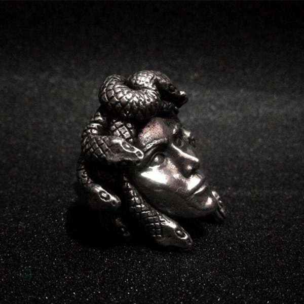 Bague serpent intemporelle, parfaite pour un style audacieux