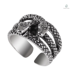 Bague Serpent à Deux Têtes en design élégant et unique