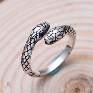 Bague serpent à double tête, design élégant
