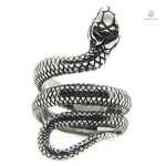 Accessoire serpent enroulé, élégance intemporelle