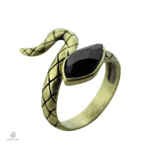 Bague Serpent en Agate Noire au style rétro