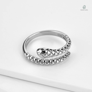 Bague serpent élégante en argent