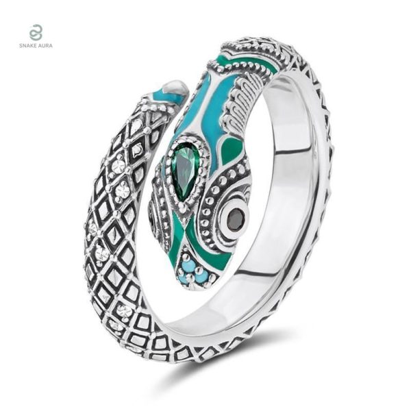 Bague serpent bohème en argent, design élégant et stylé