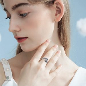 Bague chic serpent au design élégant et ajustable