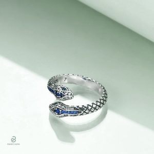 Bague ajustable serpent, un style audacieux et unique