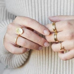 Bague serpent raffinée, bijou moderne en or