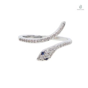 Bague serpent diamant élégante et raffinée
