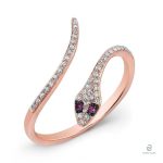 Bague serpent en or avec diamant scintillant