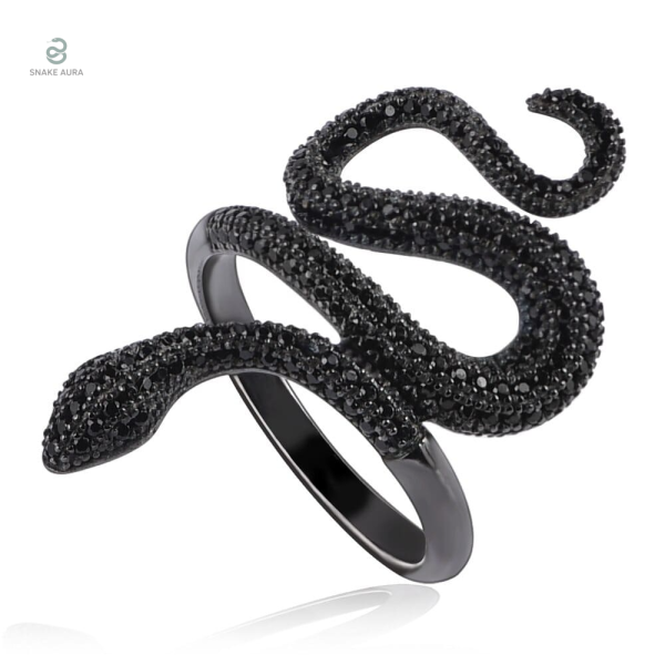 Bague serpent en argent avec diamant noir élégant