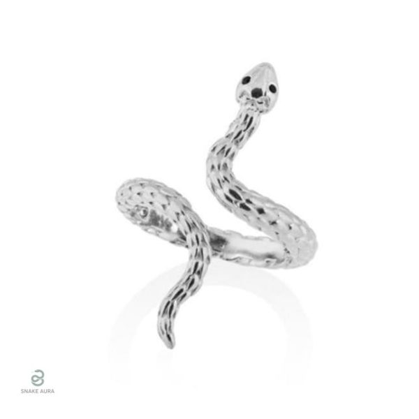 Bague serpent discrète en argent au design élégant