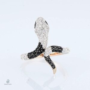 Accessoire tendance, bague serpent en métal argenté