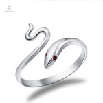 Bague serpent femme ornée de rubis éclatants