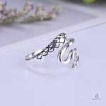 Bijou serpent en argent, design unique et raffiné
