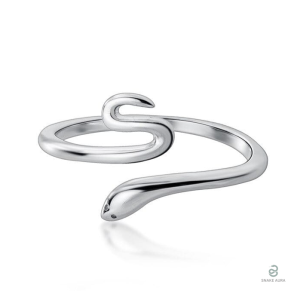 Bague serpent femme élégante en finition brillante