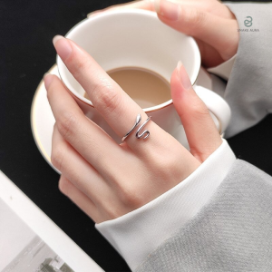 Bague serpent pour femme, accessoire élégant et tendance