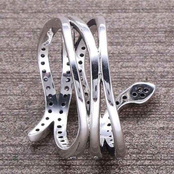 Bague fiançailles serpent en argent, symbole de passion et de fidélité