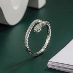 Bague argent serpent, harmonie entre style et sophistication