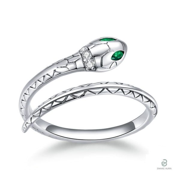 Bague serpent argent glamour au design élégant et fascinant