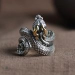 Bague Serpent Homme Rétro au design vintage élégant