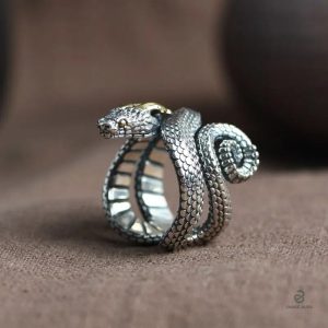 Bague rétro en forme de serpent, élégante et originale