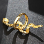 Bague en or serpent, accessoire tendance et unique