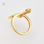 Accessoire tendance, bague serpent en argent et or