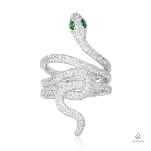 Bague serpent avec yeux verts, élégance et originalité