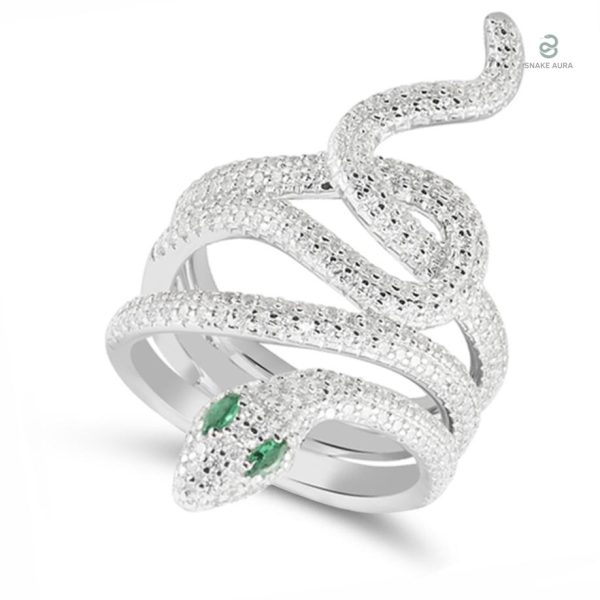 Bague serpent avec design unique et yeux en émeraude