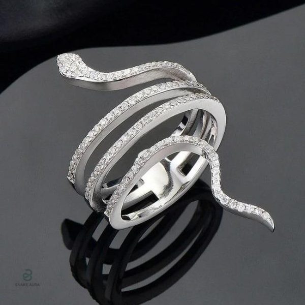 Bague serpent en argent pour un style unique et contemporain