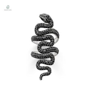 Bague serpent en argent avec zirconium noir