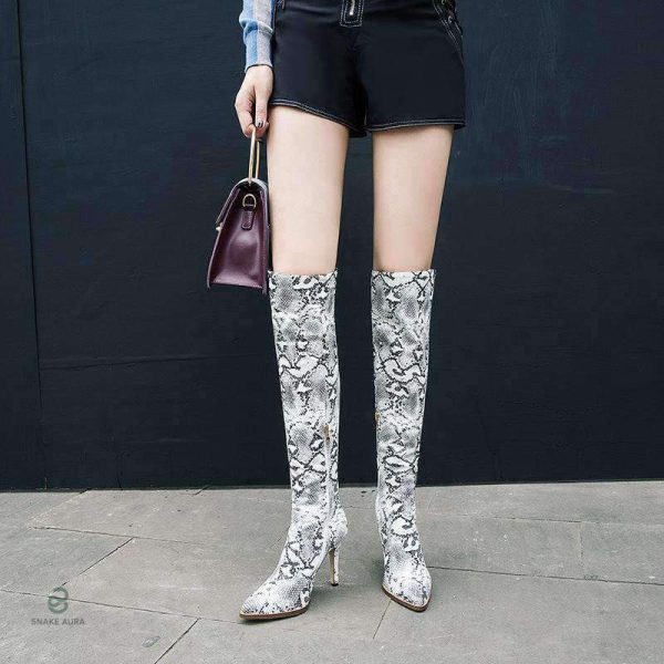 Bottes cuissardes serpent, parfaites pour un look chic