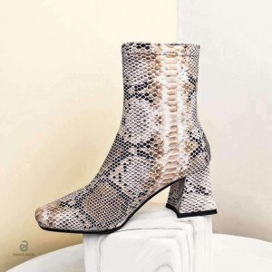 Chaussures python à enfiler, confort et esthétisme réunis