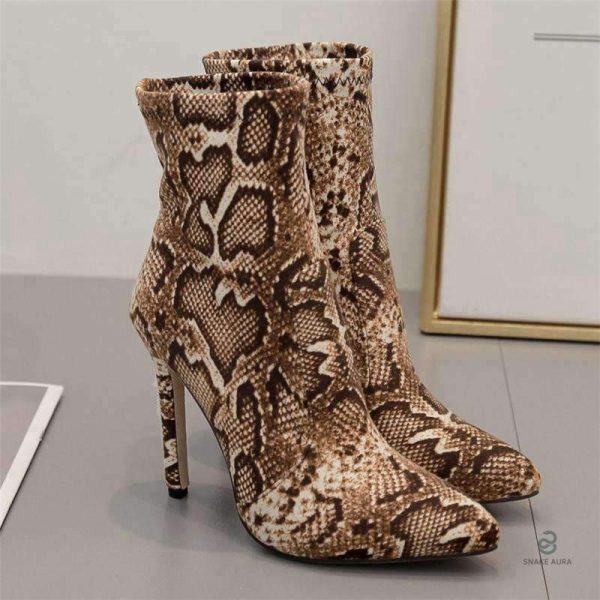 Bottines serpent marron à tige haute en style chaussette