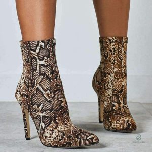Chaussures serpent marron chics pour toutes occasions