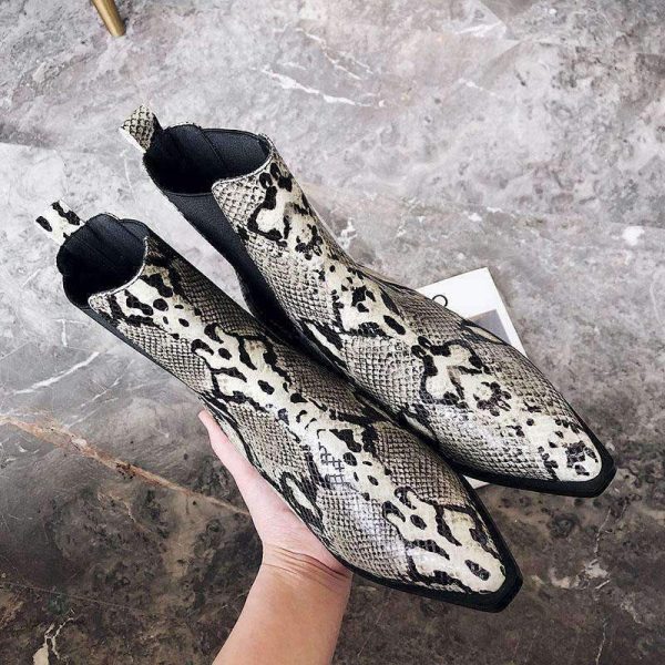 Bottines en cuir serpent au design raffiné