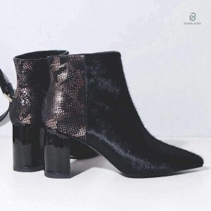 Chaussures serpent femme en noir, look tendance