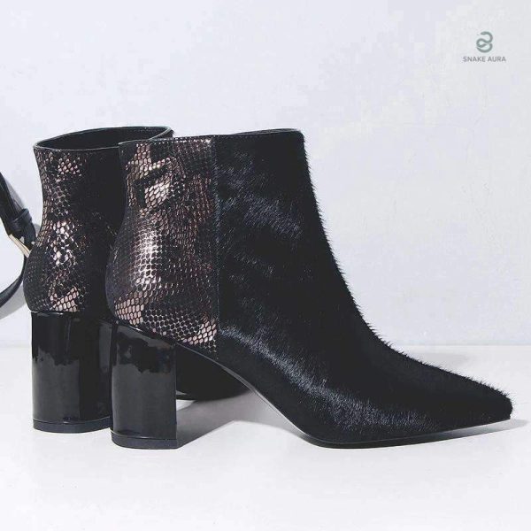 Chaussures serpent femme en noir, look tendance