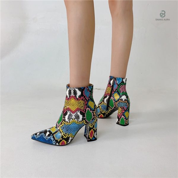 Bottines avec imprimé serpent, confort et style réunis
